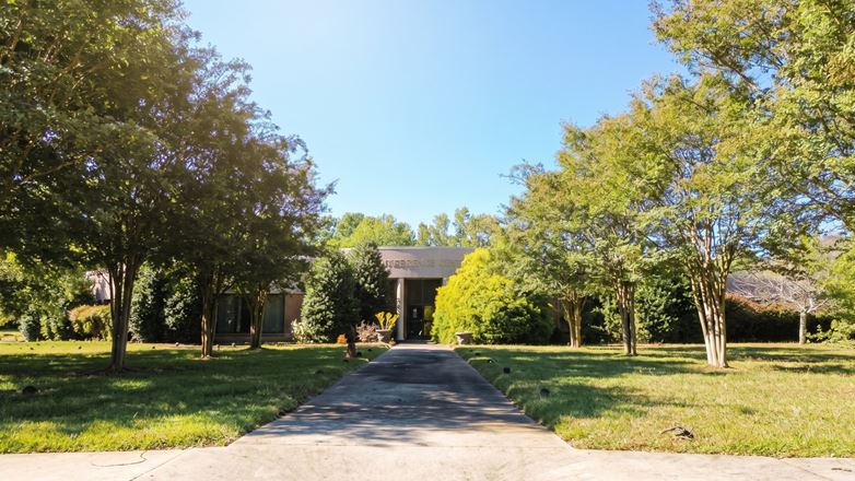 3165 Zion Renaissance Ln