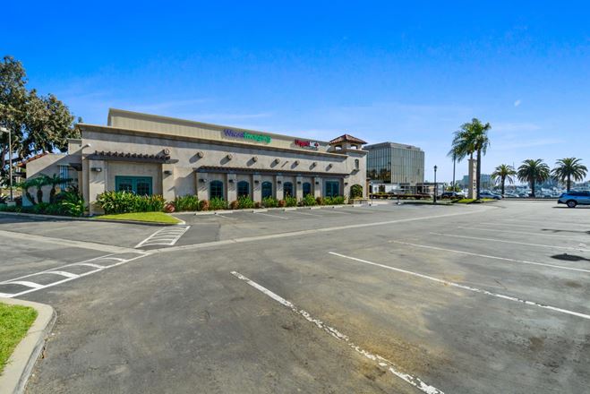Mariner's Mile Medical Plaza