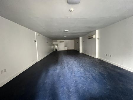 Retail space for Rent at 33 S 3rd St in Philadelphia