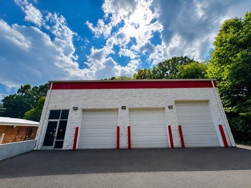8214 Moores Chapel Road