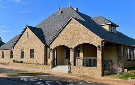Office space for Rent at 13194 North Macarthur Boulevard in Oklahoma City