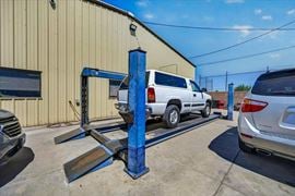 ±11,400 SF Industrial Facility W/ Secure Paved Yard