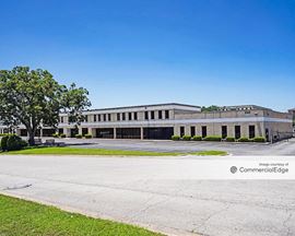 1212 East Anderson Lane