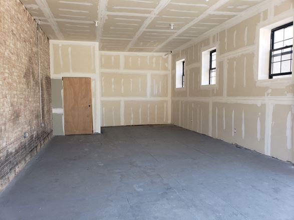 2576 Bedford Ave