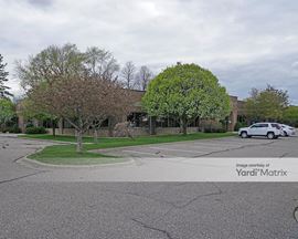 Centre Pointe Business Park IV