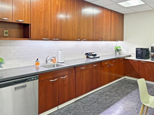 NY, Rye Brook - International Dr