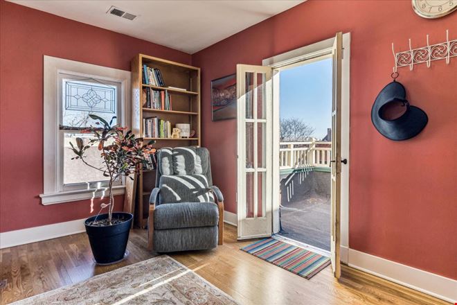 Premier Retail/Office Space in ARVADA