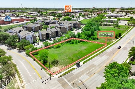 Photo of commercial space at 801 Bridgewood Dr in Fort Worth