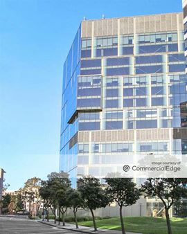 Gateway Commons - 651 Gateway