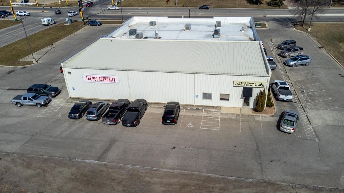 803 18th Ave NW - Austin MN Retail Space For Lease