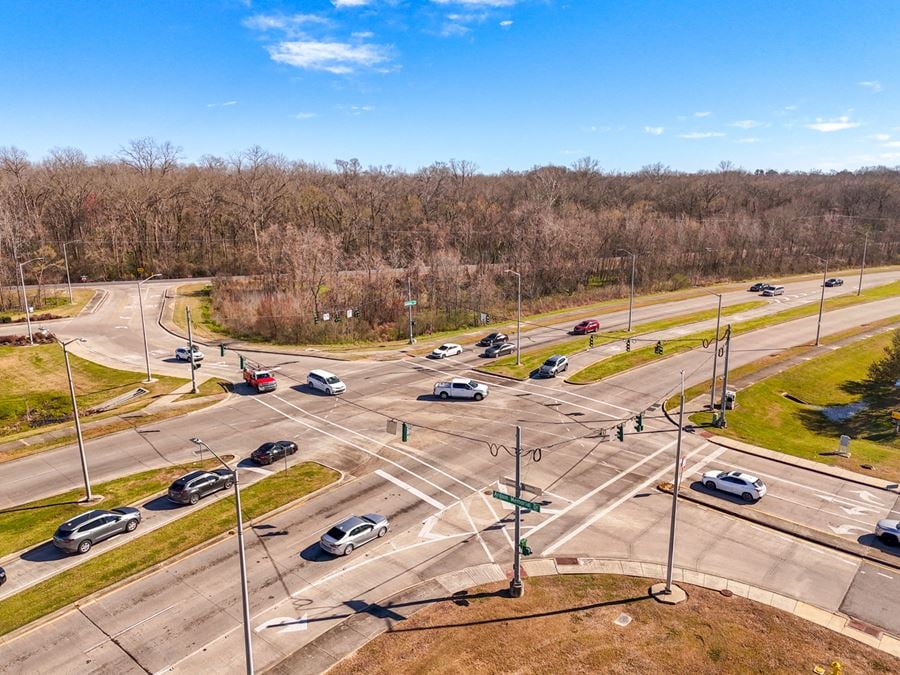 High-Visibility Development Site Near New Buc-ee’s