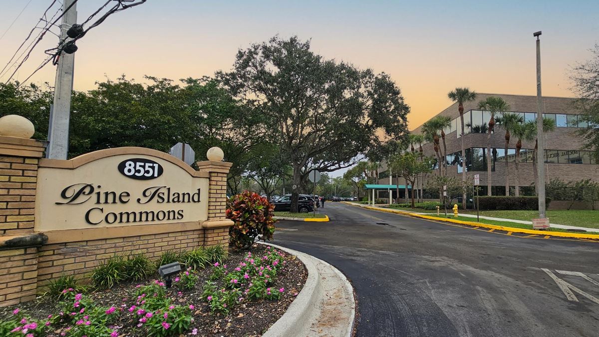 Pine Island Commons - Premier Office Space