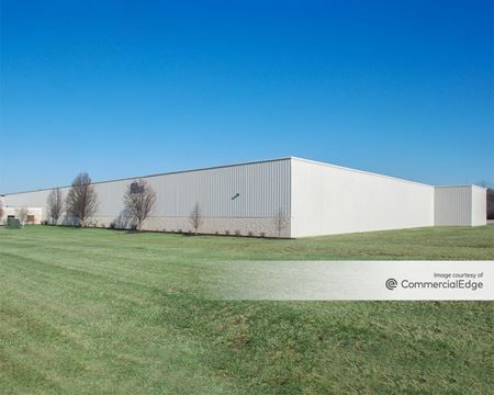 Industrial space for Rent at 8950 Seward Road in Hamilton
