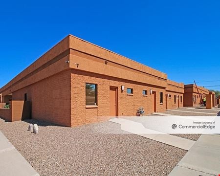 Photo of commercial space at 6602 East Carondelet Drive in Tucson