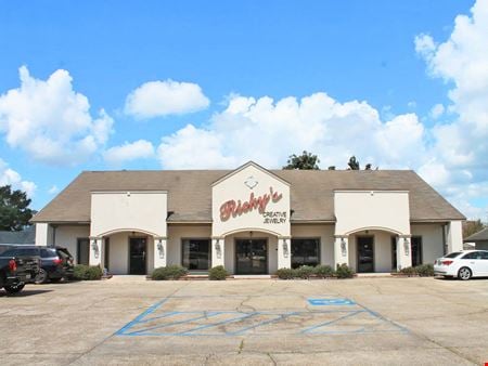 Retail space for Sale at 11831 Coursey Blvd in Baton Rouge