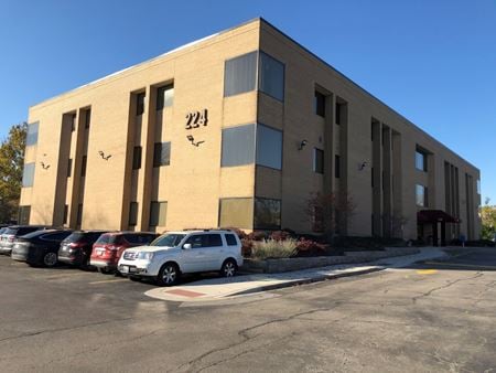 Photo of commercial space at 1 S 224 Summit Avenue in Oakbrook Terrace