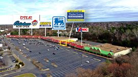 Oak Hill Plaza