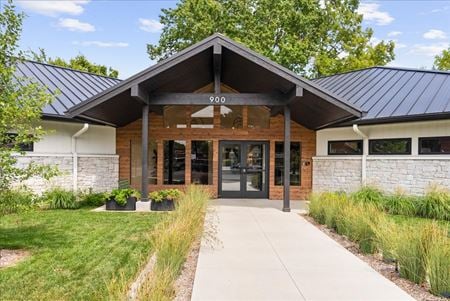 Office space for Rent at 900 Main Street in Grandview