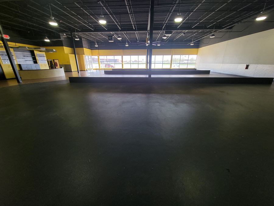 Retail/Fitness Space at Glenn Park