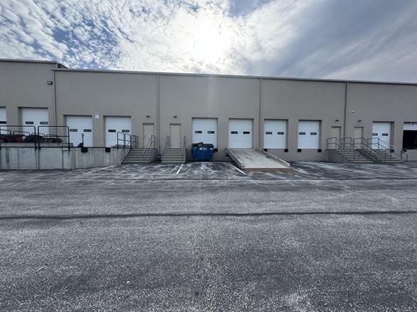 835 Lincoln Avenue, Units 6, 7, and 8