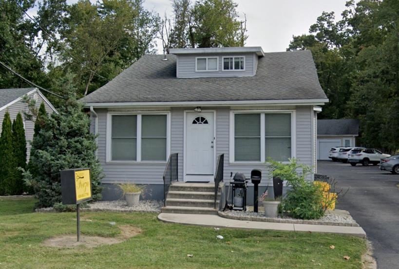 Ewing OffCampus Student Housing Portfolio 1510 Pennington Road