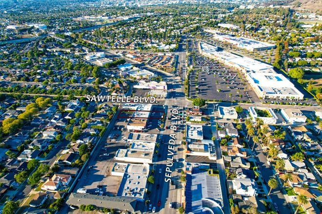 5405 - 5409 Sepulveda Blvd.