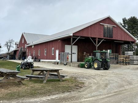 Retail space for Sale at 138 Main Road (Route 66) in Westhampton