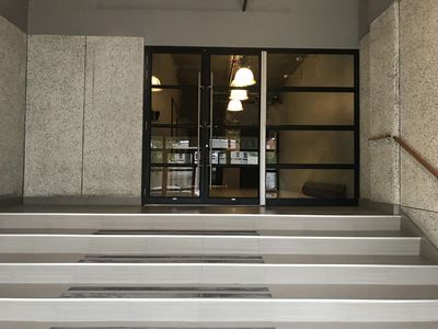 8710 Avenue du Parc