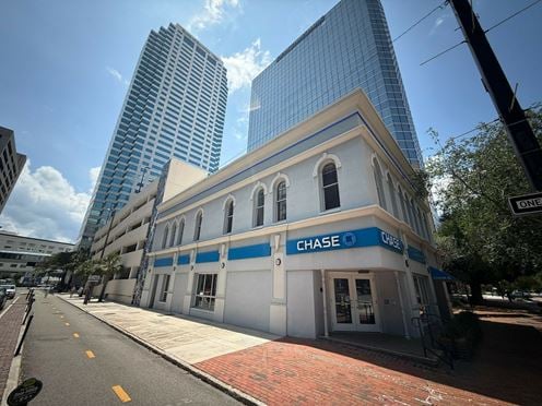 300 North Franklin St 