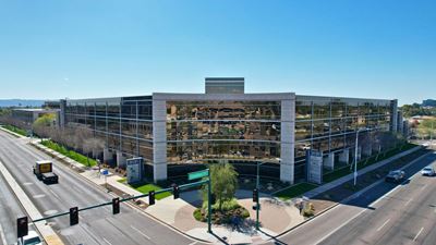 3133 Camelback