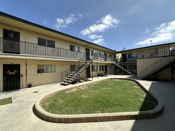 The Deming Apartments