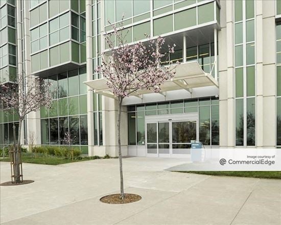Pacific Shores Center - 1800 Seaport Blvd