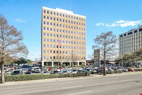3501 N Causeway