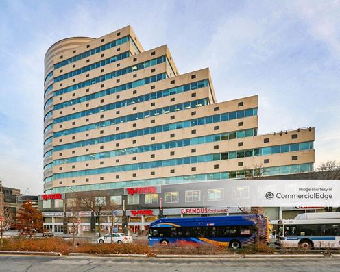 1 Fordham Plaza