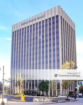 Eola Park Centre