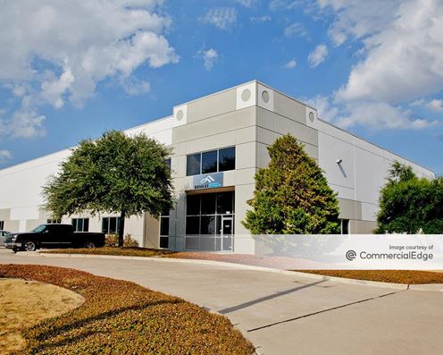 Plano Crossing Business Center