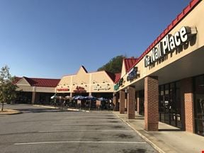 Lake Crest Plaza
