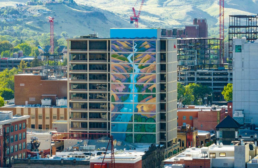 Capitol & Idaho
