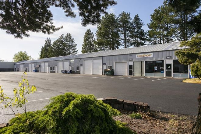 1120-1130 Bailey Hill Rd. Eugene