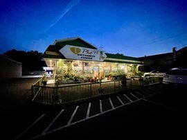 Standalone Restaurant Building - Manchester CT