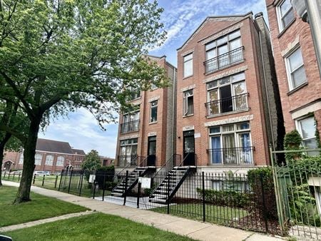 Multi-Family space for Sale at 5642 S Prairie Ave in Chicago
