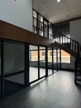 1245 Hurstview - Hurstview Executive - For Lease