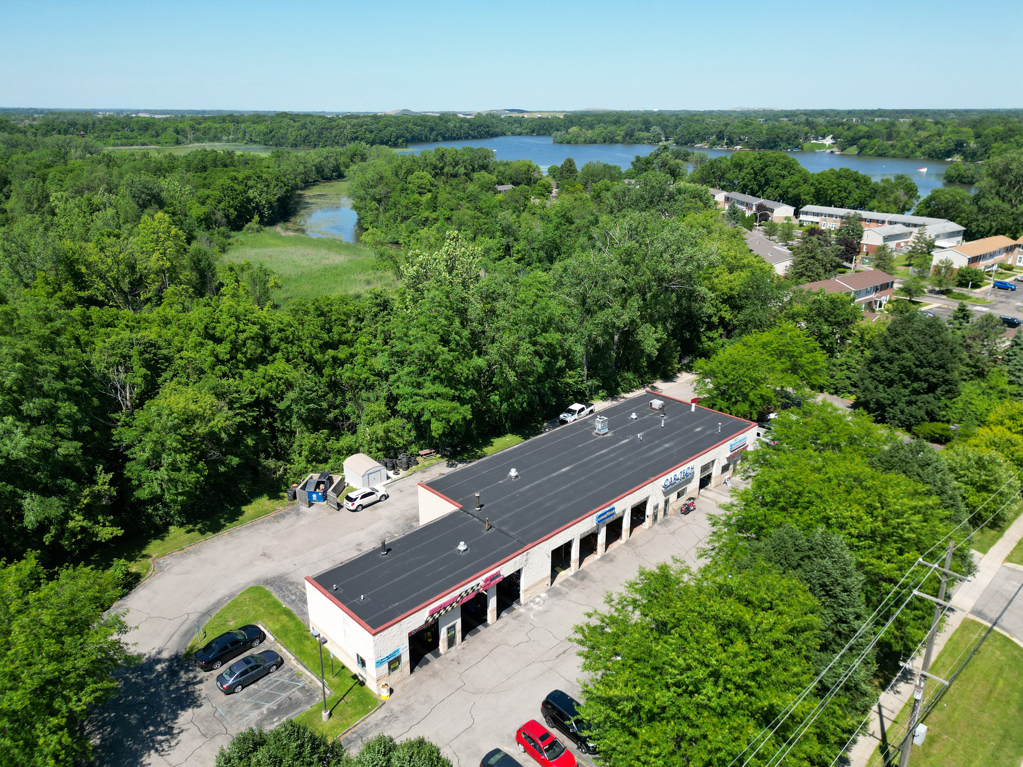 51300 W Huron River Dr, Van Buren Twp, MI 48111