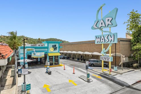 Sun Day Car Wash