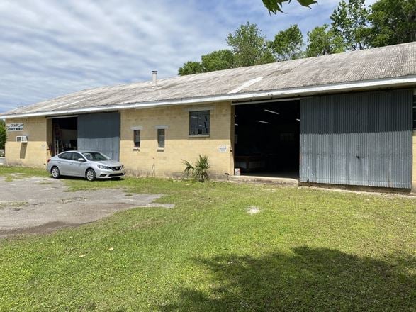 NNN Industrial | Municipal Tenant