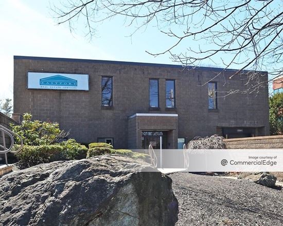 318-320 Bear Hill Road