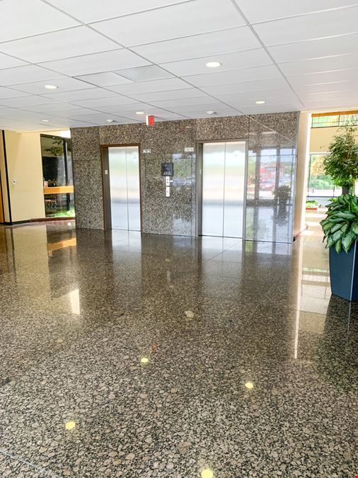Woodland Gate Plaza I