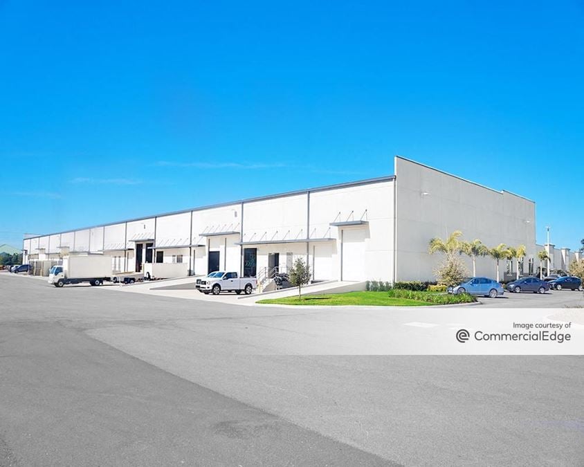 Gatewood Corporate Center - 3155 & 3165 Lakewood Ranch Blvd