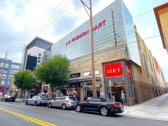 LA Fashion Mart Showrooms & Offices!