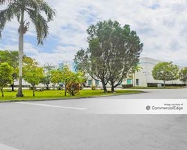 10800 & 10810 NW 92nd Terrace